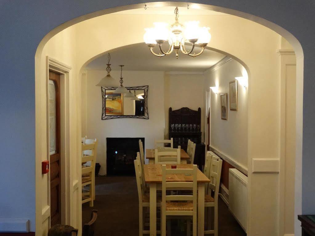 The Red Lion Hotel Oakford المظهر الخارجي الصورة