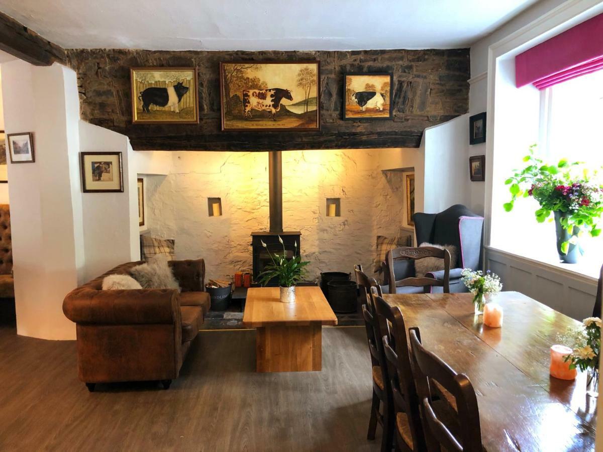 The Red Lion Hotel Oakford المظهر الخارجي الصورة